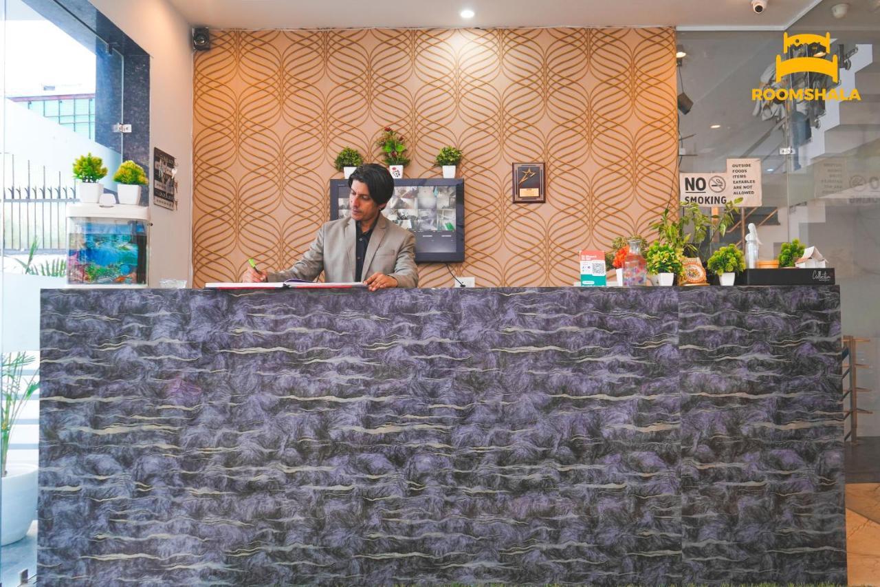 Hotel Ls 21 Badshahpur Exterior foto